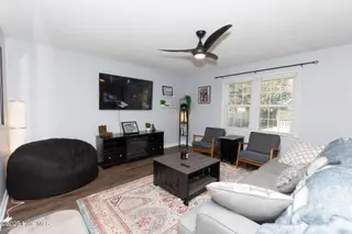 2602 Northwoods Drive, Jacksonville, NC 28540 – photo 9: 2602 Northwoods Dr-13