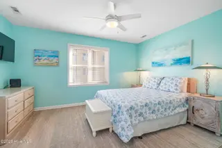1914 Ocean Drive E, Emerald Isle, NC 28594 – photo 15: 14-web-or-mls-chadwick-visuals-1914-ocea