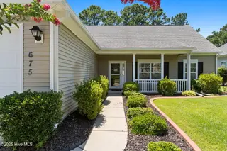 675 Meadowbrook Lane, Calabash, NC 28467 — 3-bedroom home in Meadowlands, Calabash, NC, photo 4 of 35: 35-web-or-mls-CAMMediaLLC.com (35 of 42)