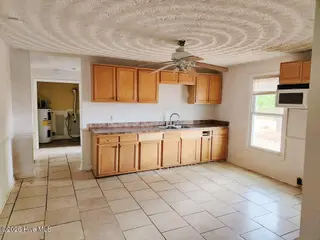 5200 White Oak Loop, Wilson, NC 27893 – photo 7: 7 KITCHEN
