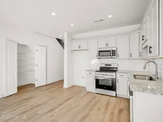 251 Townhome Lane 251, Southern Pines, NC 28387 – photo 14: DSC01598_599_600_601_602Interior02