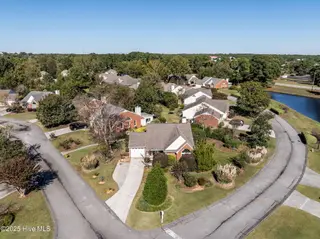 3055 Weatherby Court, Wilmington, NC 28405 — 2-bedroom home in Northchase, Wilmington, NC, photo 22 of 26: 13-web-or-mls-DJI_20251030134234_0217_D