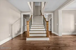 102 Gilbert Court, Pinehurst, NC 28374 — 4-bedroom home in Forest Creek, Pinehurst, NC, photo 18 of 70: 39-DSC05327