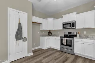 4029 Hunters Trail, Jacksonville, NC 28546 – photo 9: 9