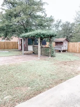 213 Santa Ana Drive, Wilmington, NC 28412 — 3-bedroom home in Monterey Heights, Wilmington, NC, photo 13 of 13: Sapho13