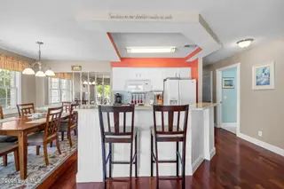 908 Resort Circle Unit 512, Sunset Beach, NC 28468 — 2-bedroom condo in Colony II, Sunset Beach, NC, photo 10 of 39: Kitchen