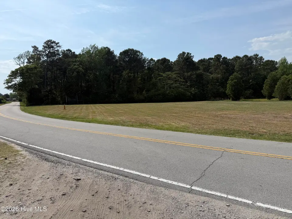 840 Newport Loop Road, Newport, NC 28570 – photo 1 of 6: 840 Newport Loop Rd