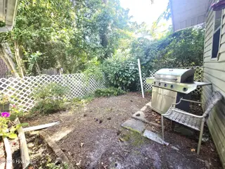 1014a Kings Way, New Bern, NC 28562 – photo 9: Grilling area