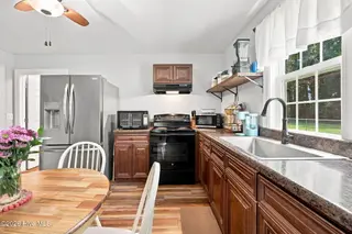 9870 Nc 33 E, Chocowinity, NC 27817 – photo 11: 27-web-or-mls-IMG_7178_edit