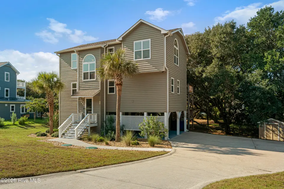 106 Wyndward Court, Emerald Isle, NC 28594 – photo 1 of 63: Stunning Emerald Isle home