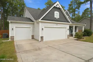 1140 Whitney Drive, Aberdeen, NC 28315 – photo 2: 2-web-or-mls-DSC04103