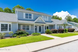 303 Barbour Road 503, Morehead City, NC 28557 – photo 2: 1-web-or-mls-chadwick-visuals-303-barbou