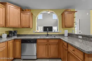 110 Lands End Drive, Elizabeth City, NC 27909 – photo 21: 26-web-or-mls-_Y9A4613