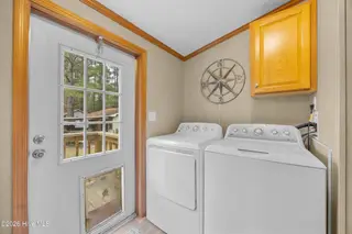 1221 Arvida Spur Road, Rocky Point, NC 28457 – photo 22: 25_laundry