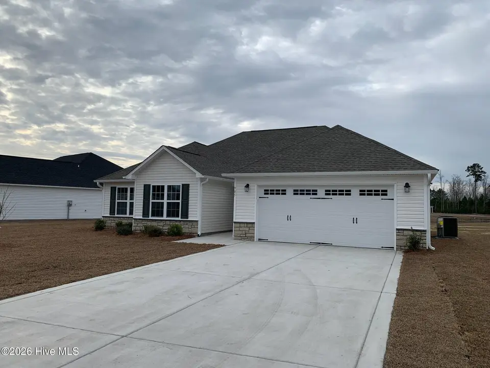 905 Miranda Court, Jacksonville, NC 28546 – photo 1 of 30: IMG_0805