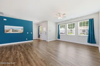 215 Lake Tyler Drive, New Bern, NC 28560 – photo 5: 41-web-or-mls-DSC_5505