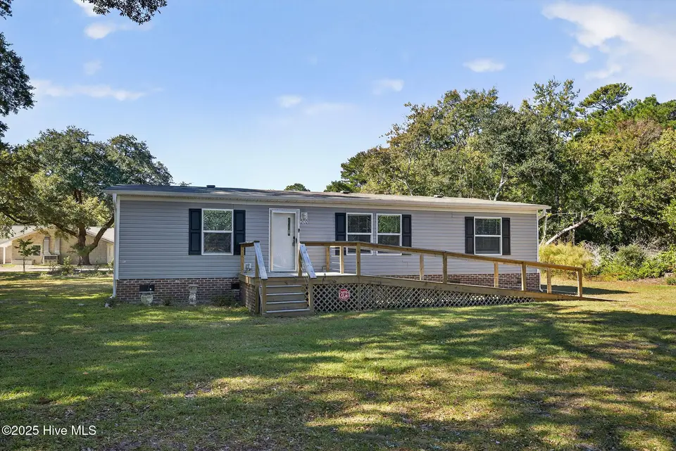 202/234 Sloop Point Road, Hampstead, NC 28443 — 4-bedroom manufactured home, Hampstead, NC, photo 1 of 55: 202SloopPointRoad-7