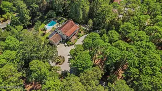140 Arbutus Road, Southern Pines, NC 28387 — 4-bedroom home in Weymouth Height, Southern Pines, NC, photo 3 of 69: 68_DJI_20260917132449_0083_D