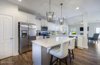 4225 Irwin Drive, Aberdeen, NC 28315 – photo 7: 260121-4225IrwinDrive(F)-9962