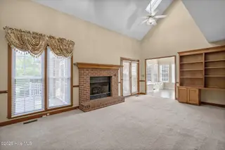 3325 Amber Drive, Wilmington, NC 28409 – photo 21: Amber3325-6LRshaneL33A9635-CR2