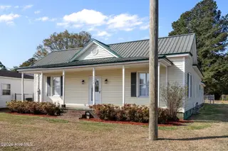 1304 Albemarle Avenue, Tarboro, NC 27886 – photo 4: 14-web-or-mls-IMG_0004 (1)