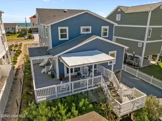 701 S Shore Drive, Surf City, NC 28445 – photo 12: 13-web-or-mls-11