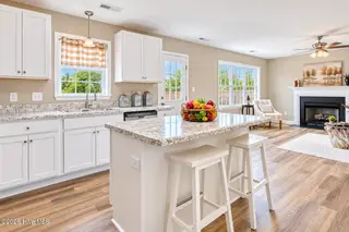 264 Rowland Drive, Richlands, NC 28574 — 3-bedroom home in Bradford Estates, Richlands, NC, photo 12 of 51
