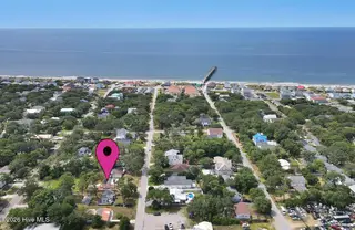 310 Keziah Street, Oak Island, NC 28465 — 2-bedroom home in Yaupon Beach, Oak Island, NC, photo 5 of 37