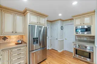 211 S Shore Drive, Southport, NC 28461 – photo 13