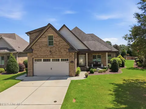 3713 Prestwick Place, Greenville