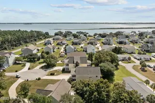 105 Everette Court, Newport, NC 28570 – photo 20: 11-web-or-mls-DJI_0559