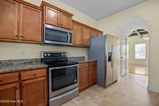 102 Kayak Court, Swansboro, NC 28584 – photo 14: 24-web-or-mls-IMG_4301