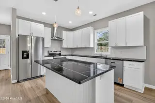 3904 Wilshire Boulevard, Wilmington, NC 28403 – photo 12: Kitchen