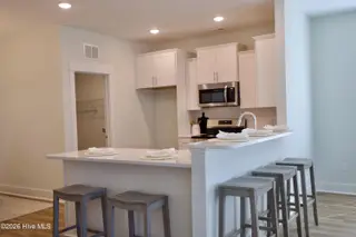 77 Bristol Bay Drive, Lake Waccamaw, NC 28450 – photo 5: Kitchen
