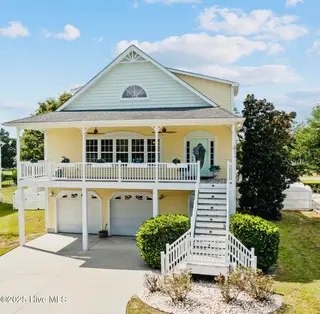 105 Everette Court, Newport, NC 28570 – photo 5: IMG_6825