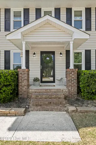 2724 Northwoods Drive, Jacksonville, NC 28540 – photo 5: 425A0362