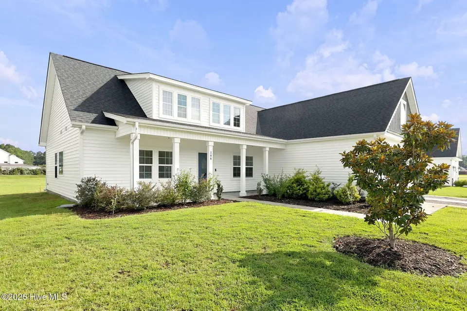 146 Peletier Shores Drive, Peletier, NC 28584 – photo 1 of 37: 2-web-or-mls-146 Peletier Shores Dr. 2