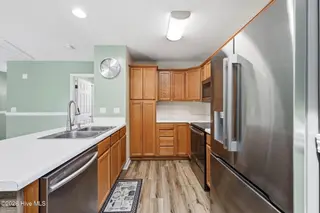 4100 Elizabeth Avenue, New Bern, NC 28562 – photo 7: 9-web-or-mls-0C0A5795