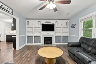 5203 Meadowbrook Drive, Trent Woods, NC 28562 – photo 11: Living Room