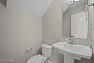925 Campbell Street, Wilmington, NC 28401 – photo 19: 10-web-or-mls-DSC03423