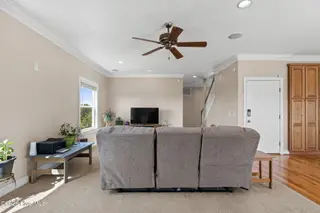128 Blockade Runner Drive, Holden Beach, NC 28462 — 5-bedroom home, Holden Beach, NC, photo 14 of 73: 14-web-or-mls-CAMMediaLLC.com (43 of 76)