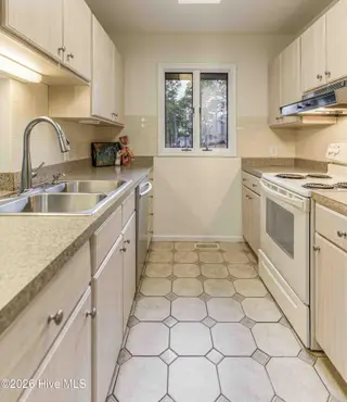 70 Barton Hills Court, Pinehurst, NC 28374 – photo 20: 260718-70 Barton Hills Ct-1942