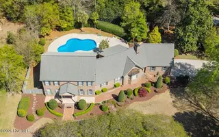 120 Robin Road, Greenville, NC 27858 – photo 8: 70-web-or-mls-DJI_20260402151827_0010_D