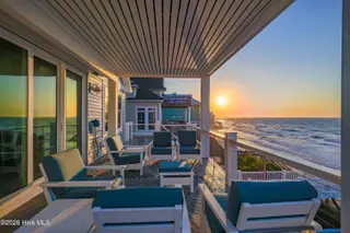 32 Porpoise Place, North Topsail Beach, NC 28460 – photo 8: 087_c2s08488-hdr_copy_599