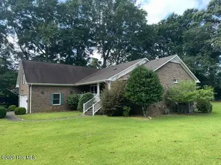 104 Knollwood Court, New Bern, NC 28562 – photo 18: Right Side