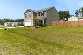 26 Fresh Air Drive, Hampstead, NC 28443 – photo 5: Front Yard