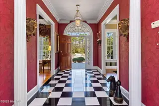 118 Buena Vista Drive, Newport, NC 28570 – photo 9: 45-web-or-mls-SouthernSplendor-3-29-2021