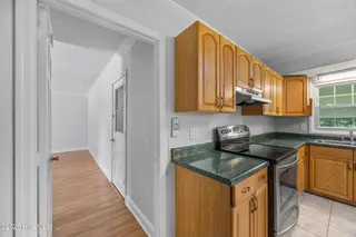 403 Oakwood Avenue, Jacksonville, NC 28546 – photo 15