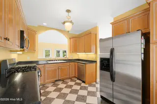 255 Oak Road, Beaufort, NC 28516 – photo 12: Kitchen