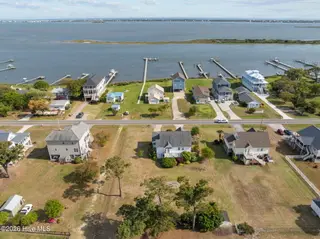 160 Live Oak Road, Newport, NC 28570 – photo 3: 24-web-or-mls-160 Live Oak Rd 024